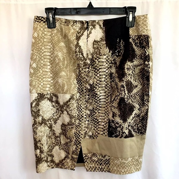 Elie Tahari Snakeskin Print Skirt - Size 6 Small - Picture 2 of 3